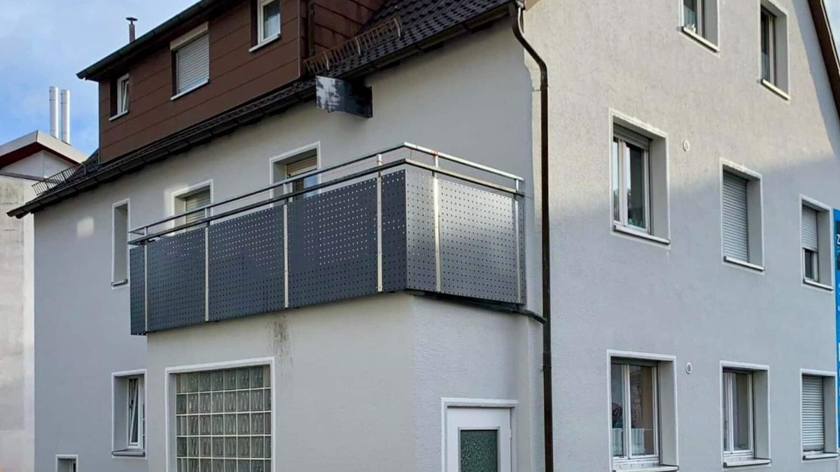 Lonsee Apartment | Attractive fitter and company accommodation in a central location - 12a, Oberkochen