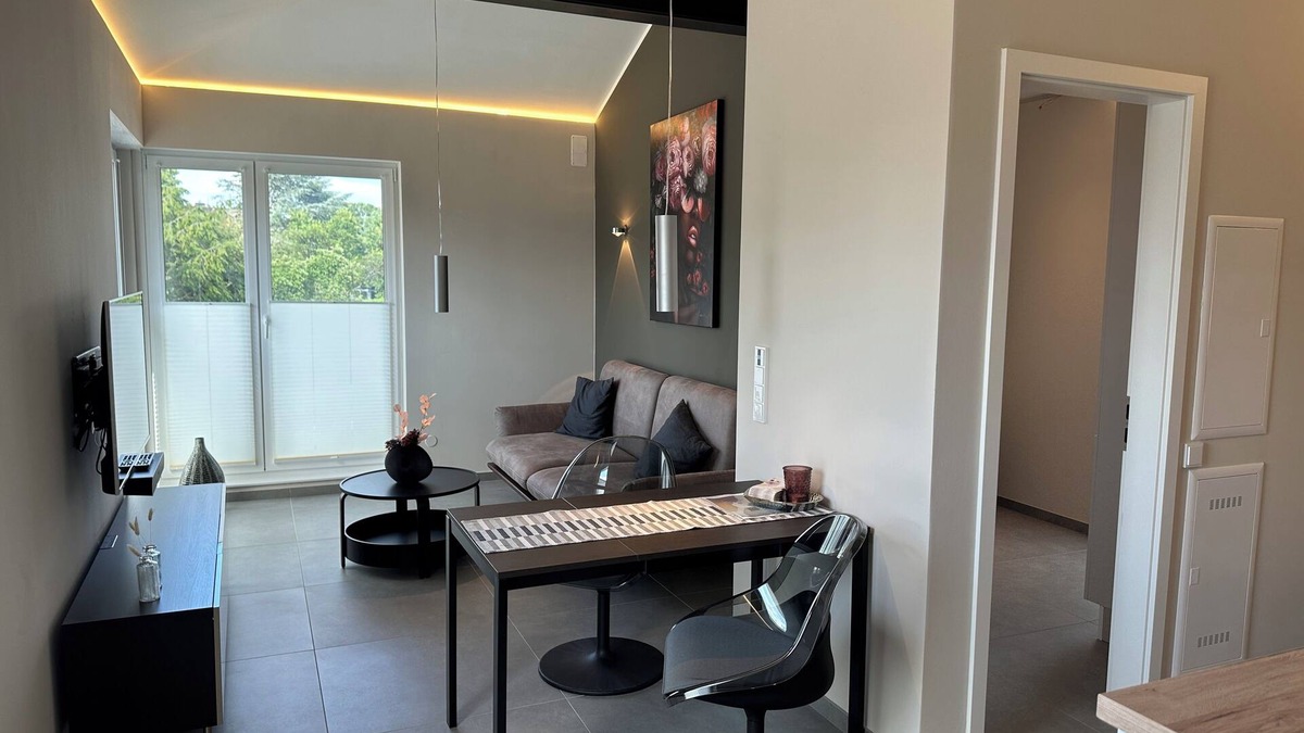Großhansdorf House | Attractive flat with underground connect. to Hamburg +20 min. to the Baltic Sea