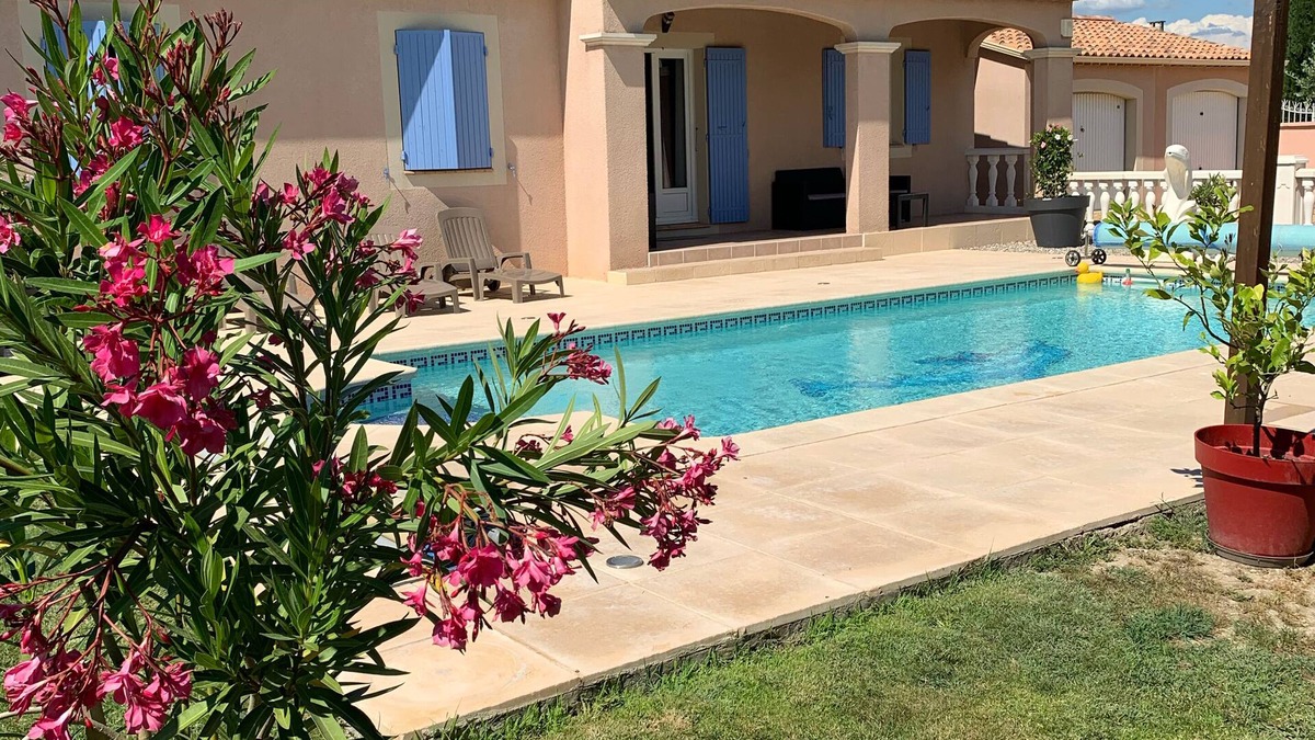 Molleges Villa | Attractive property with private pool in Mollege, Alpilles