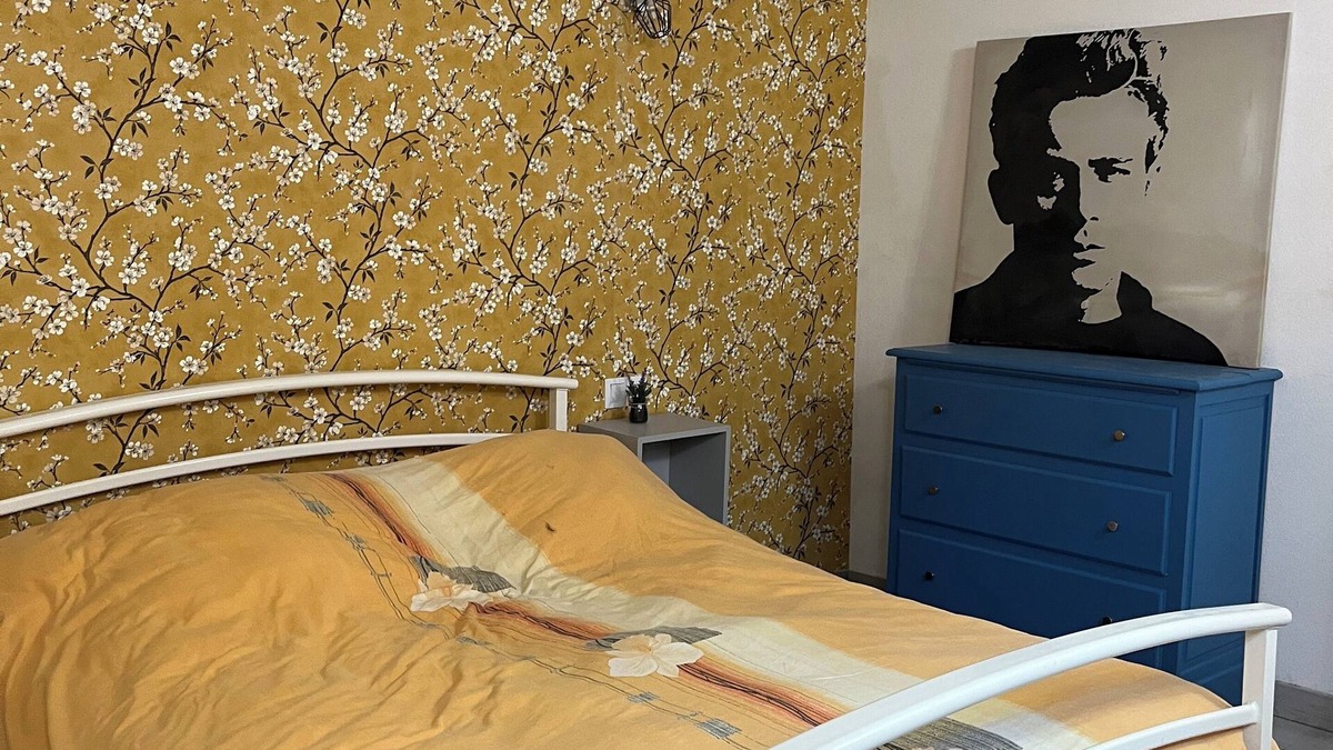 Mezieres-sur-Seine Apartment | Attractive souplex apartment in a main residence