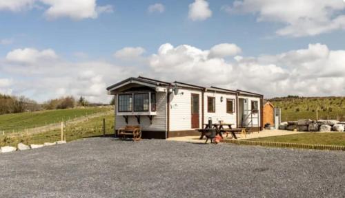 Keadue Cabin | Attymchugh Lodge