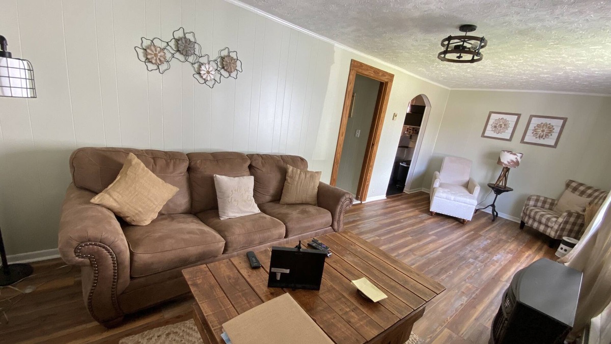 Bluewell Apartment | ATV ENTHUSIASTS: ACCESS TO HATFIELD AND MCCOY TRAILS