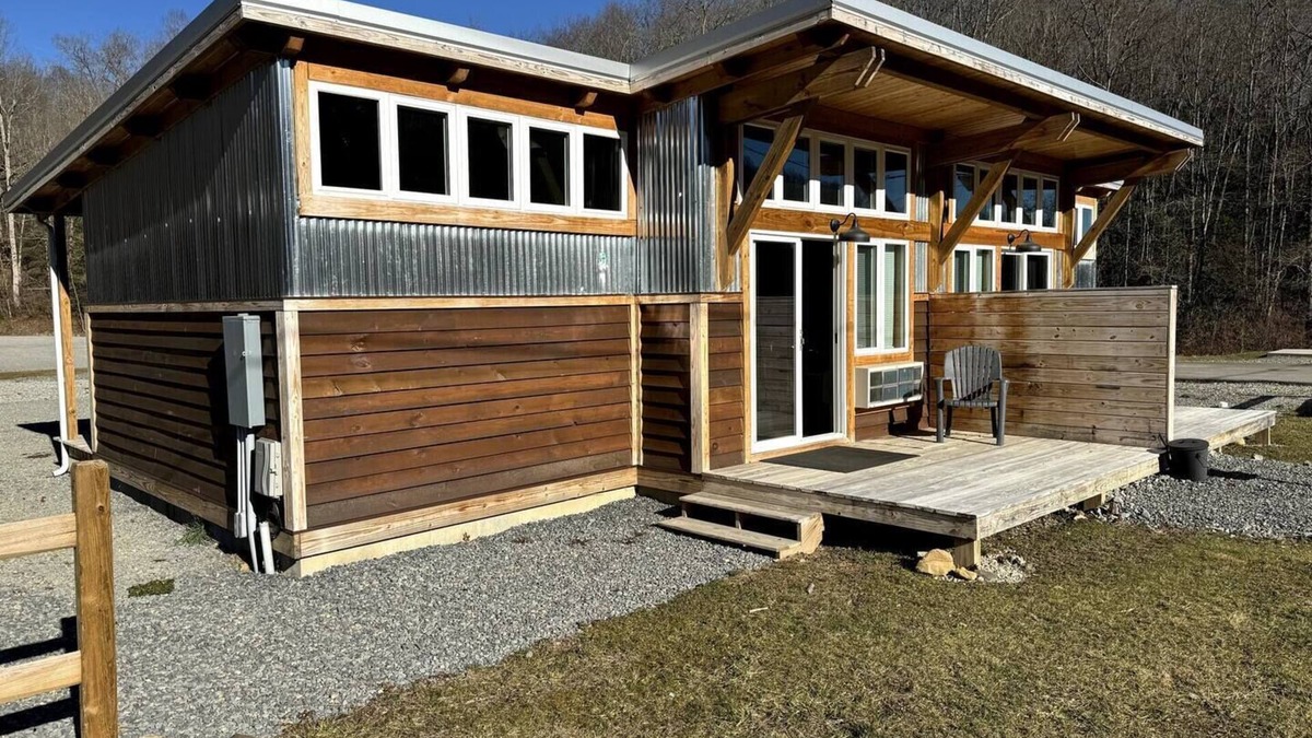 Bramwell Cabin | ATV TrailCamp: Price's Place- Just seconds from the HMT Pocahontas Trailhead!