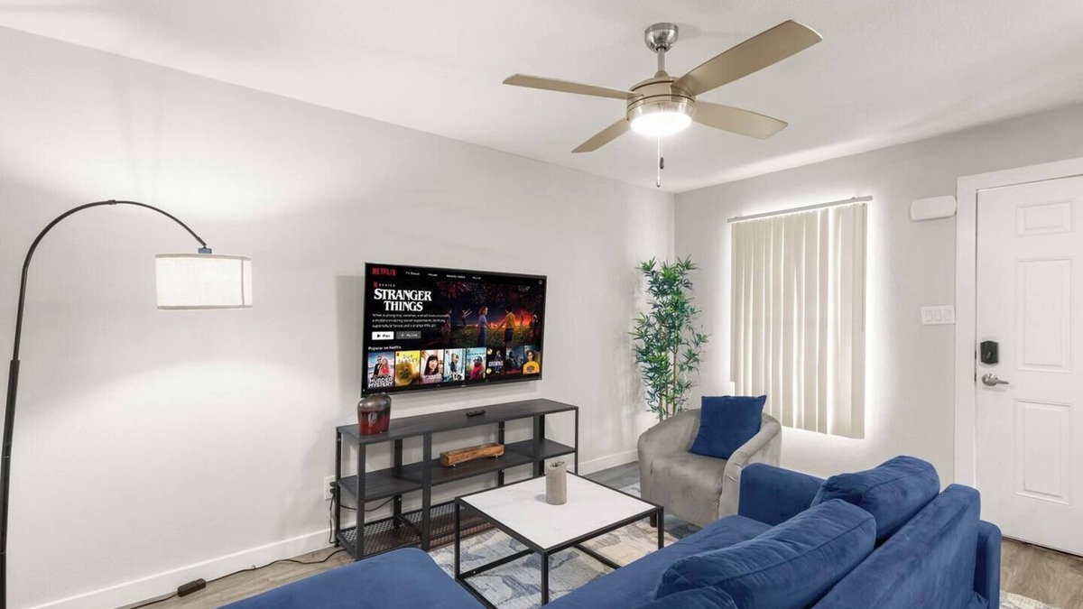Hyde Park Apartment | ATX Casa Tranquila BnB ~ Near Hyde Park & UT