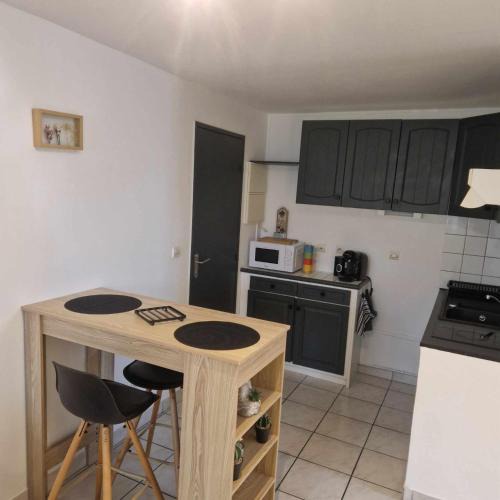 Sainte-Marie-la-Mer Apartment | Au bord de mer