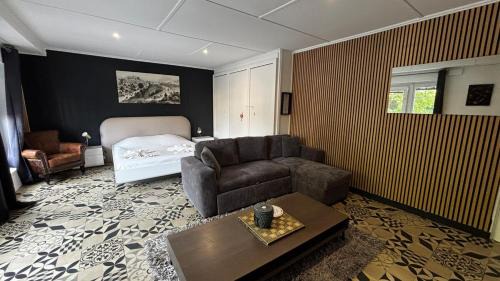 La Roche-sur-Foron Apartment | "Au cœur des Alpes 3" terrasse et parking privé