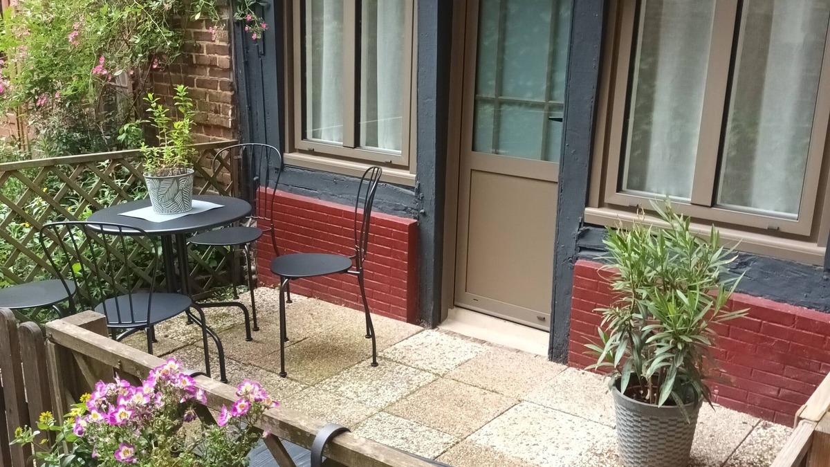 Cormeilles House | Au Cœur du Pays D'auge en Normandie, Entre mer et Campagne