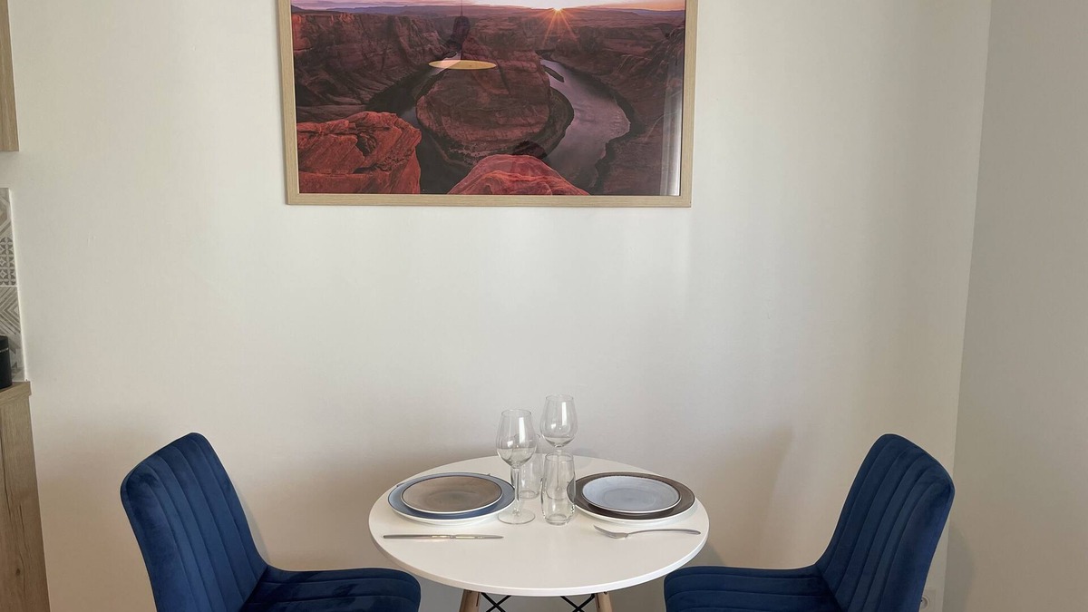 Gap Apartment | Au Calme et Proche Centre-ville, Studio Rénové Avec Équipements Neufs et Parking