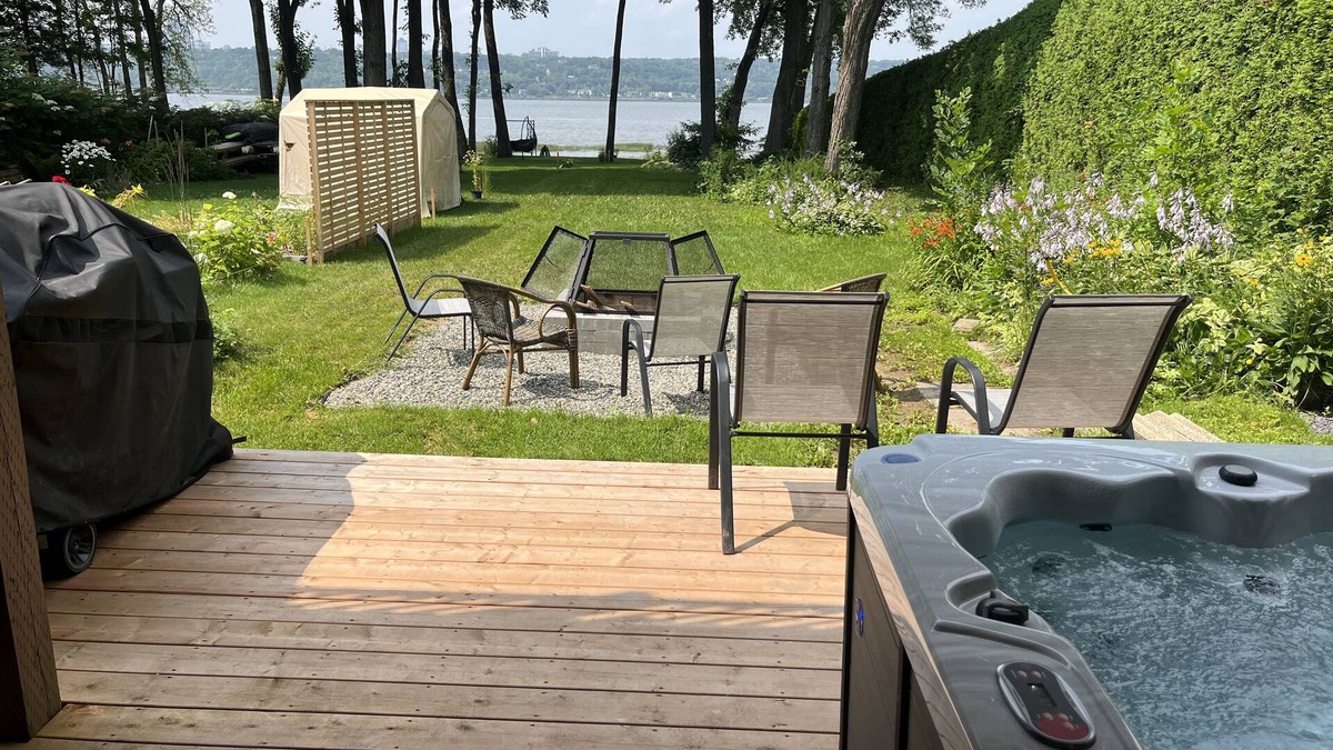 Saint-Romuald House | Au Chemin du Fleuve