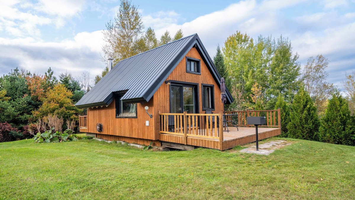 Sainte-Melanie Ski Chalet | Au Chic Chalet des Chutes | Chic Rustique |