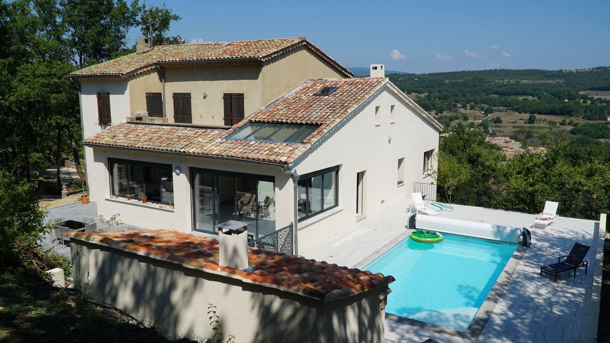 Cereste Villa | Au Coeur du Luberon, Belle Propriété Familiale, 250m2 Habitable, Terrain 2ha,