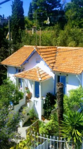 Prado - Republique House | Au fil de l eau