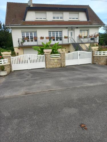 Fagnon Bed & Breakfast | au jardin Fessard