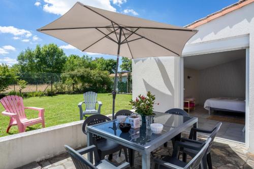 Chateau-Thebaud House | Au milieu des vignes