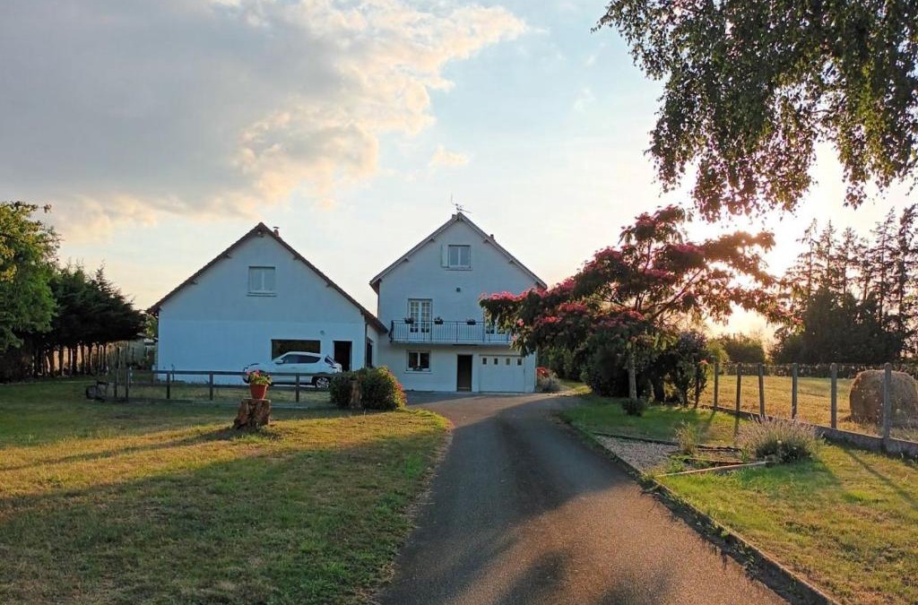 Faverolles-sur-Cher Bed & Breakfast | Au Nom des Dames, Maison et Table d'Hôtes, près de Chenonceau et du Zoo de Beauval