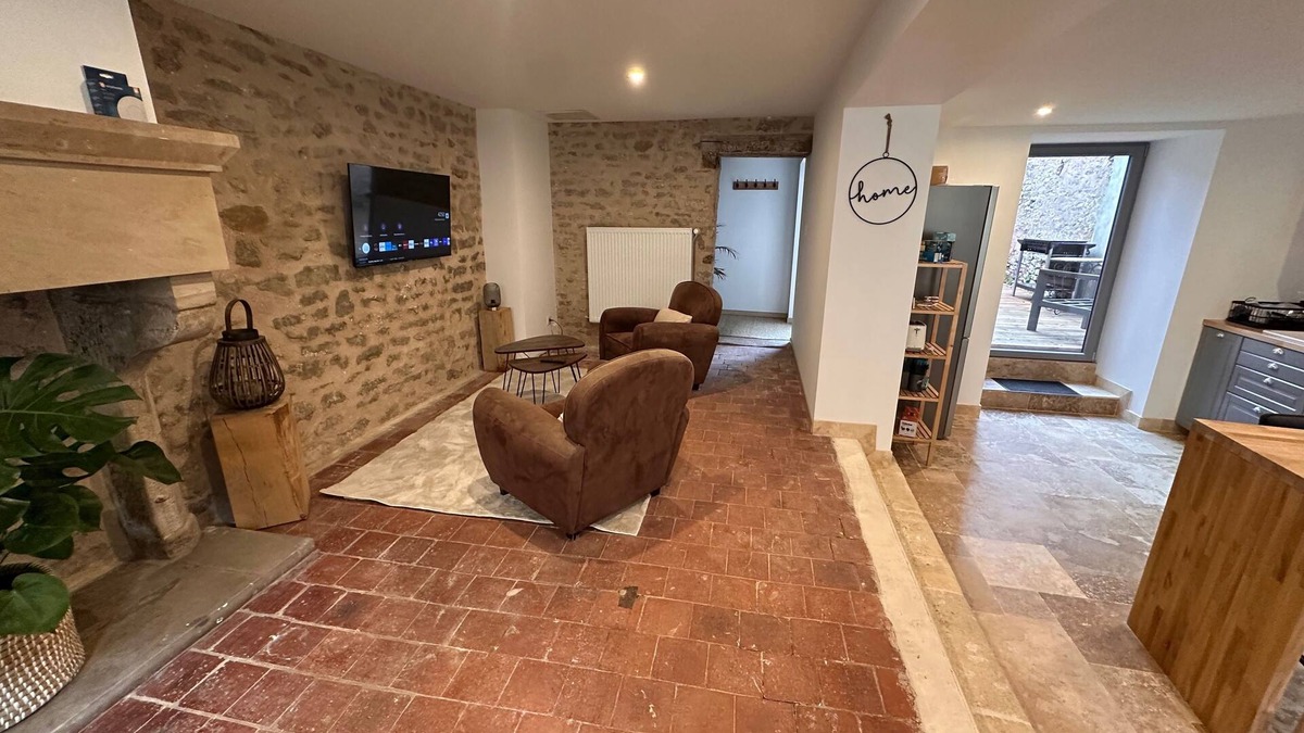 Langres Apartment | Au Petit LANGRES: Downtown house