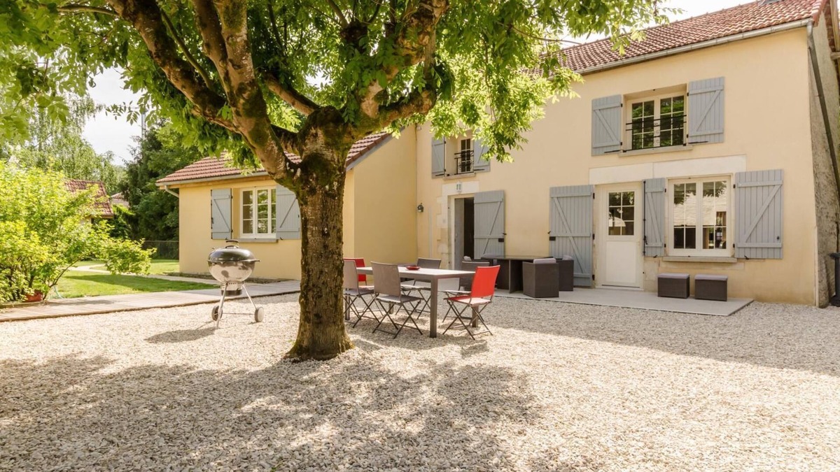 Dolancourt House | Au Phil de Lô - Dolancourt