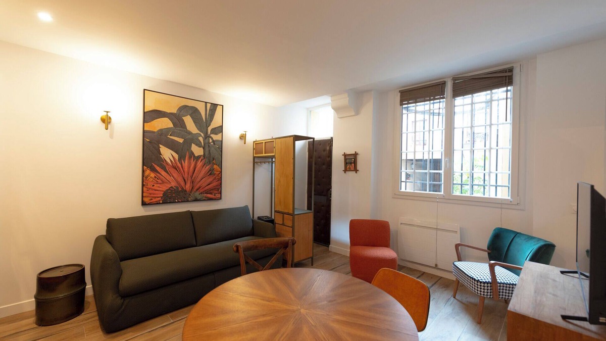 7th Arrondissement Apartment | Au pied de la Tour, 1BR/1BA, 4 people