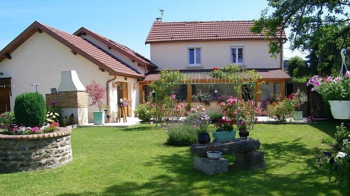 Chalindrey Bed & Breakfast | Au Pied du Cognelot