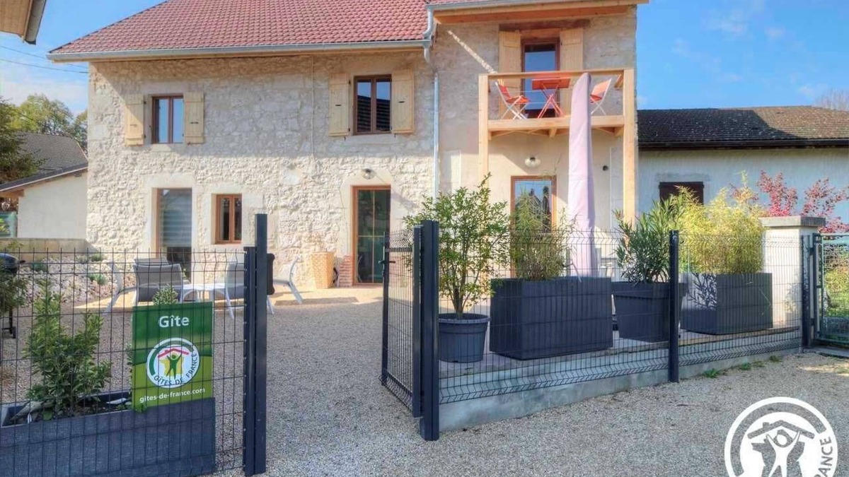 Ceyzerieu House | Au Pied du Colombier Chez Paul