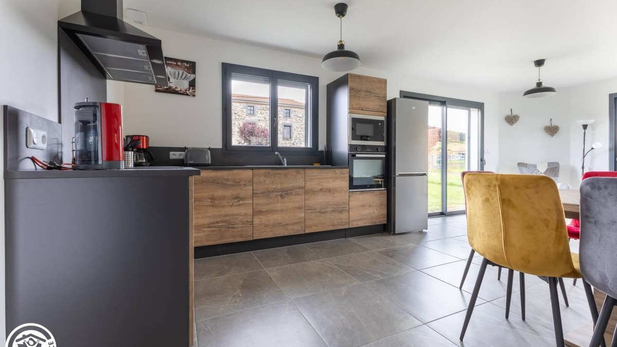 Montaigut-le-Blanc House | Au Plaisir des Bois - Montaigut LE Blanc