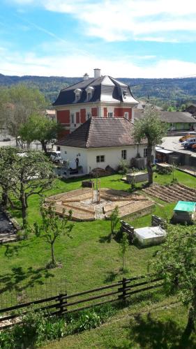 Courtetelle Bed & Breakfast | Au soin de la Vie