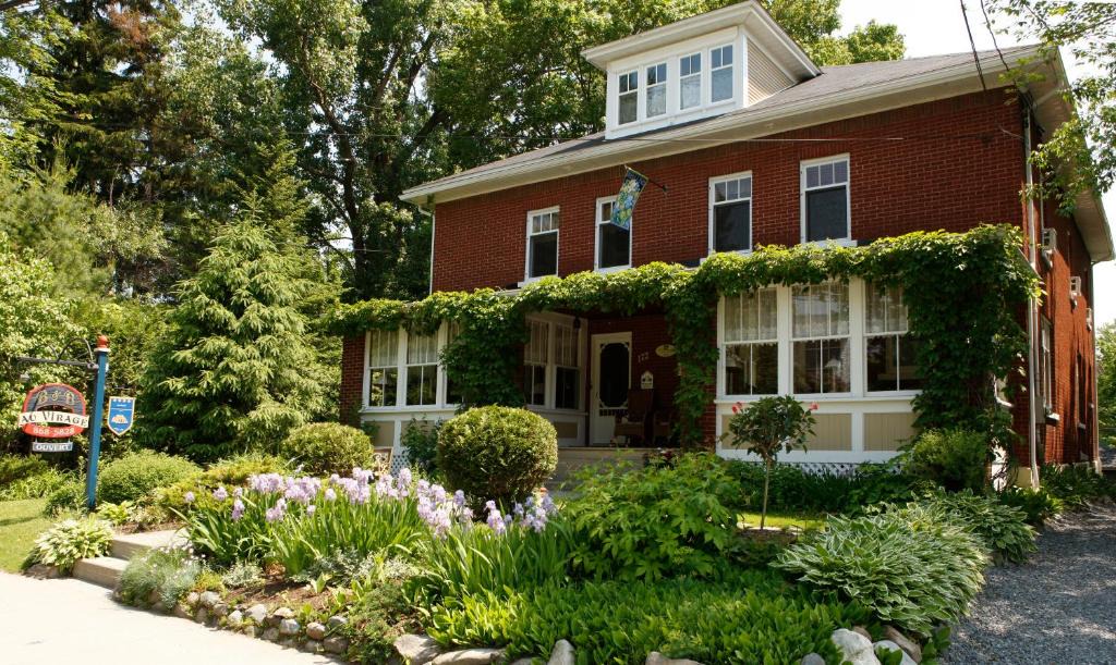 Magog Bed & Breakfast | Au Virage B&B