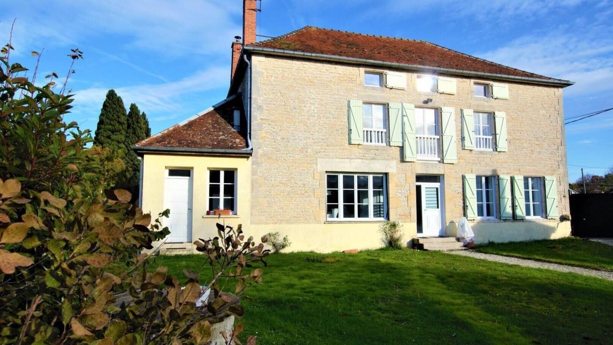Trannes House | Aube au Gite - TRANNES