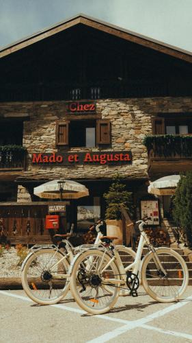 Sainte-Foy-Tarentaise Hotel | Auberge chez Mado et Augusta