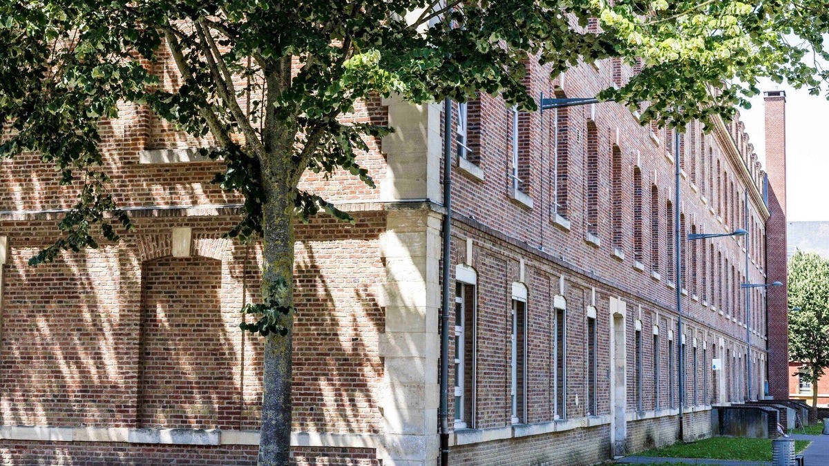 Saint-Honore - Jeanne d'Arc Hostel | Auberge de Jeunesse HI Amiens