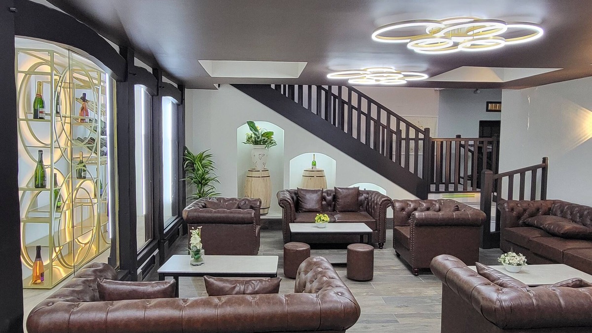 Moussy Hotel | Auberge de Moussy