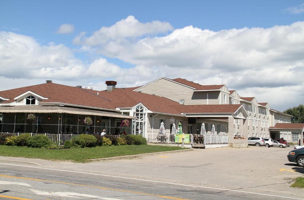 Maniwaki Hotel | Auberge du Draveur