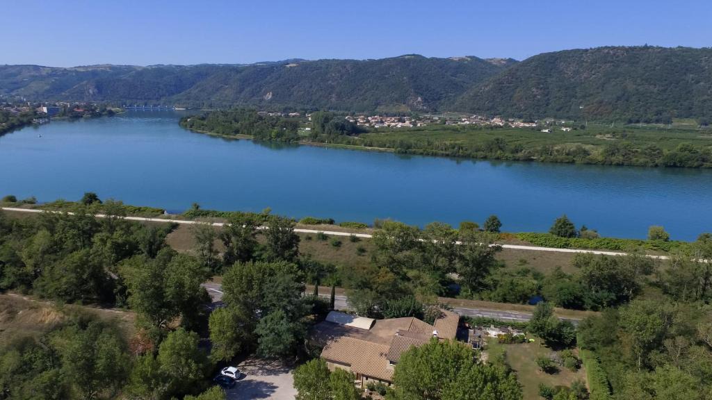 La Roche-de-Glun Hotel | auberge du golf