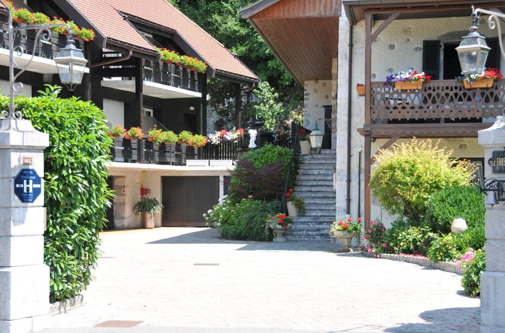 Duingt Hotel | Auberge Du Roselet
