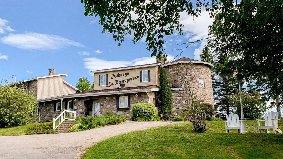 Grandes-Bergeronnes Bed & Breakfast | Auberge La Rosepierre