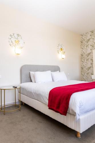 Bonnoeuvre Hotel | Auberge le Prieuré des Gourmands