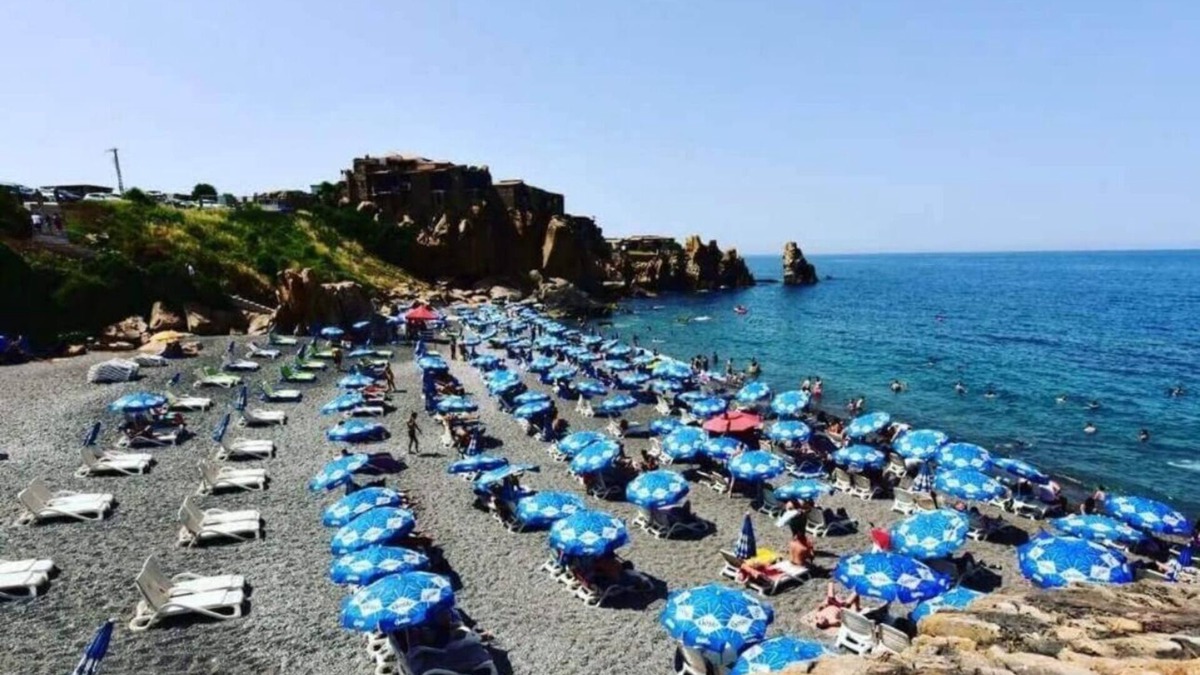 Toudja Hotel | Auberge Thais
