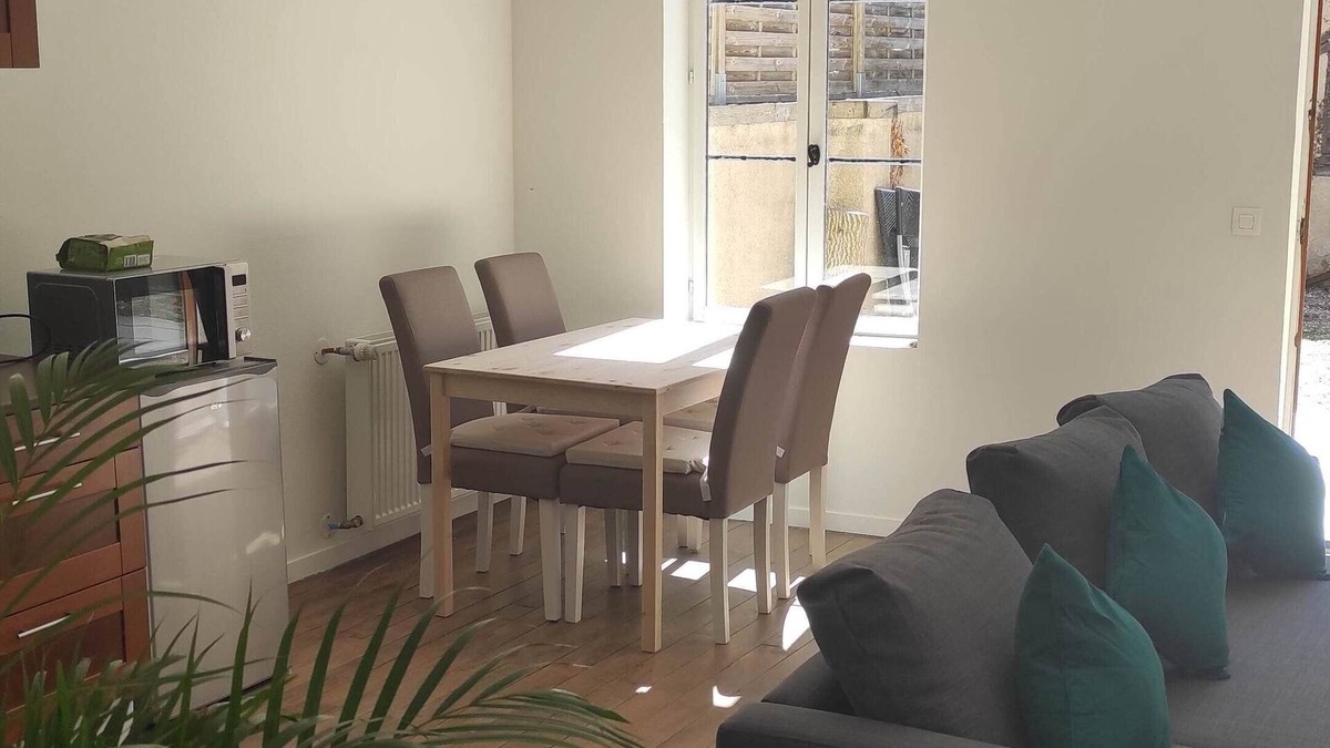 Aubigny-sur-Nere Apartment | Aubigny sur Nere Centre