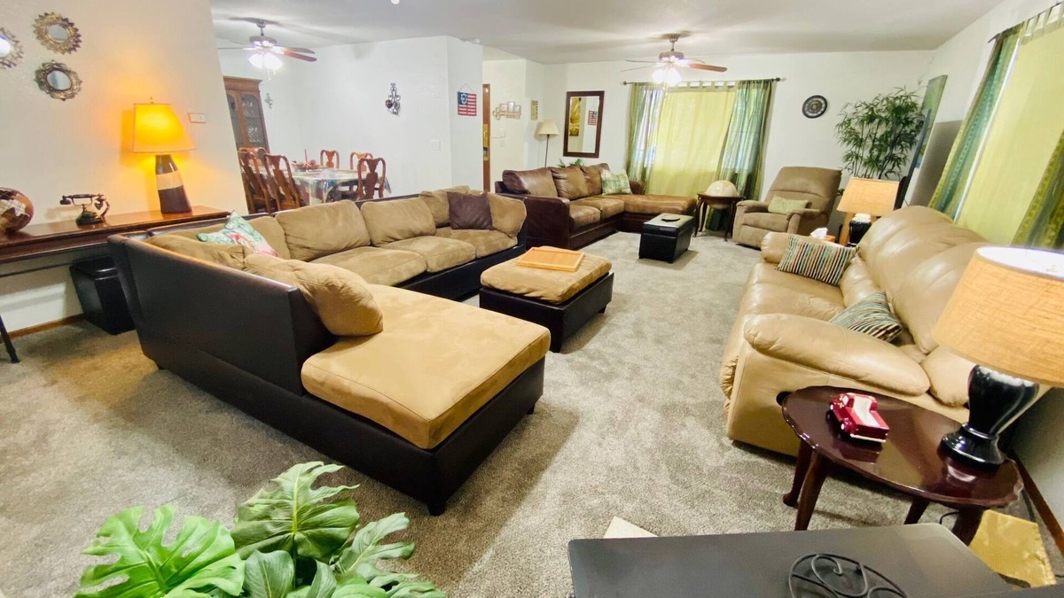 North Auburn House | Auburn's Family Hideaway - 3 bedrooms with king bed, BBQ, Internet, jet tub