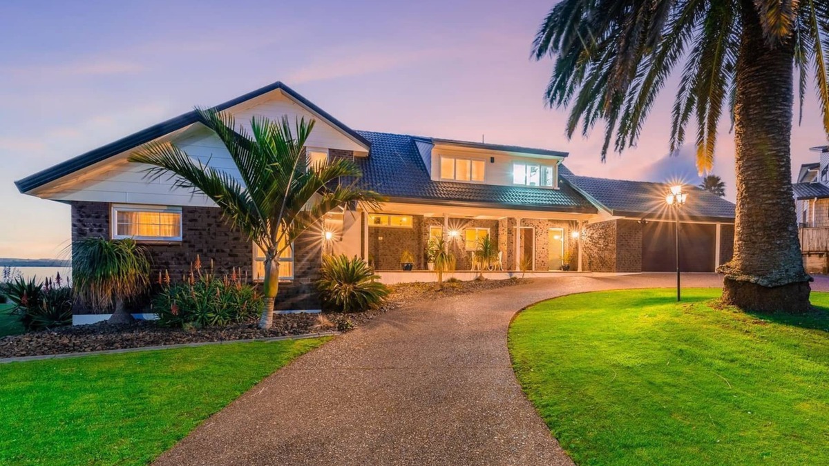 Manurewa Apartment | Auckland Serenity 2