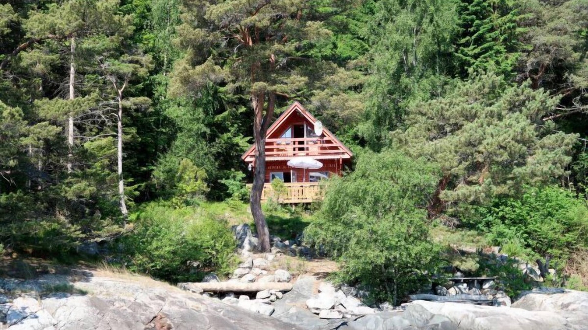 Balestrand House | August by Interhome