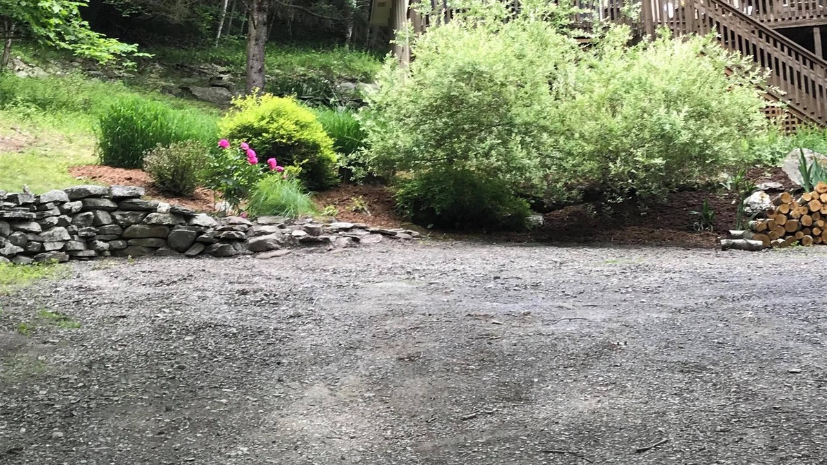Ghent House | August in the Berkshires! Incredible Hillside Country House. Sleeps 10.