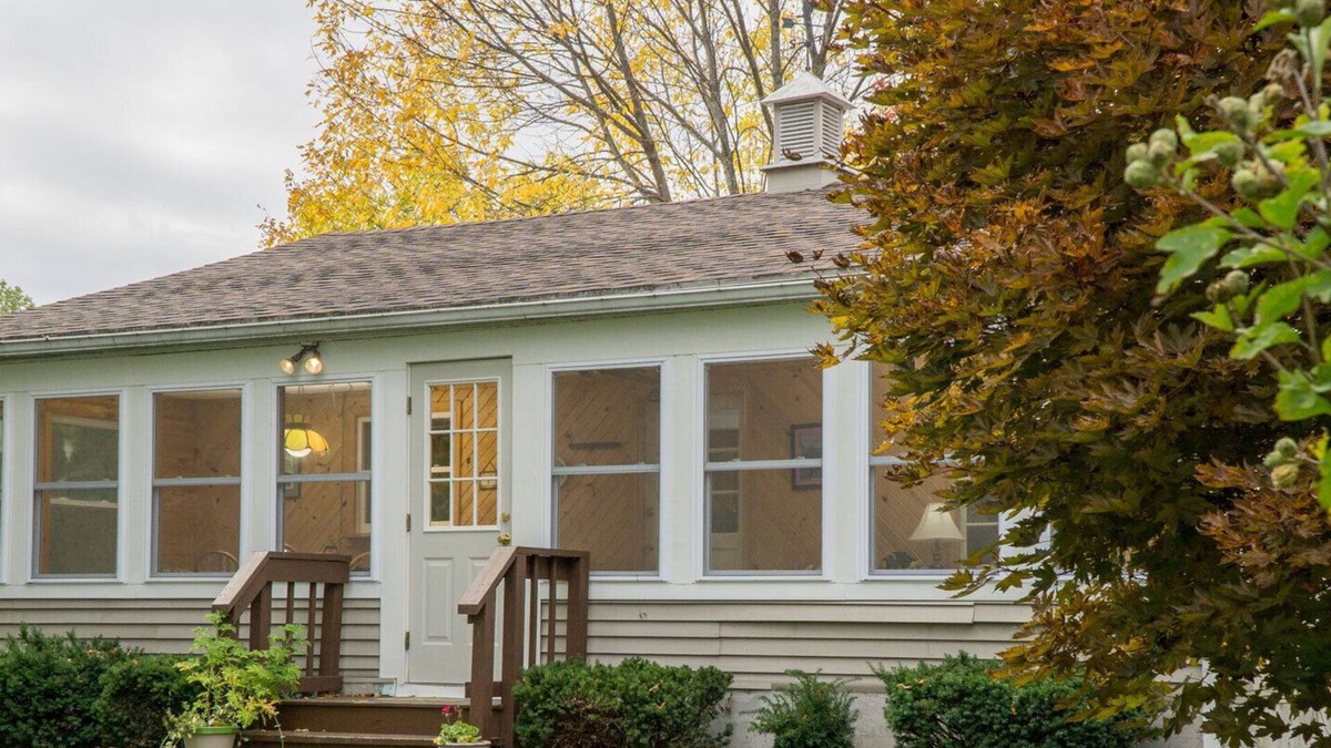 Honeoye Cottage | August/Sept.specials on newly remodeled cottage with AC. May also book 2664590