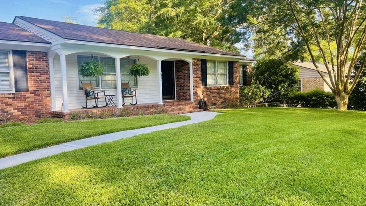 Montclair House | Augusta Masters Cottage