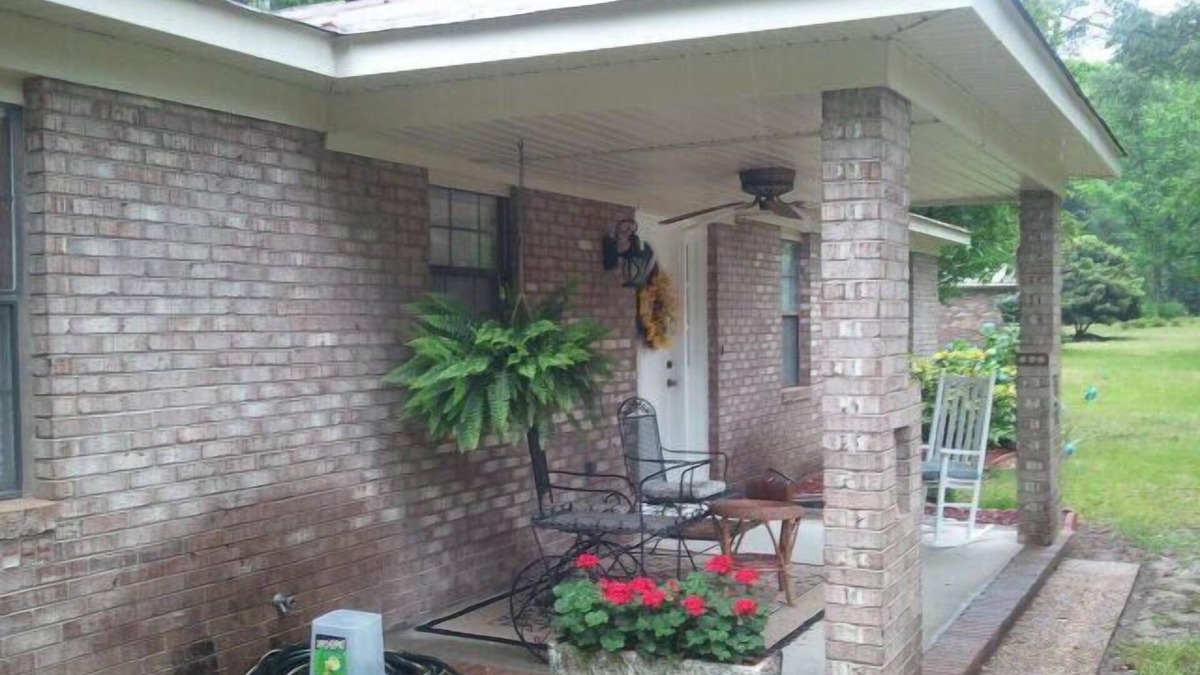 Peach Orchard House | Augusta Vacation Home in a tranquil wooded setting!
