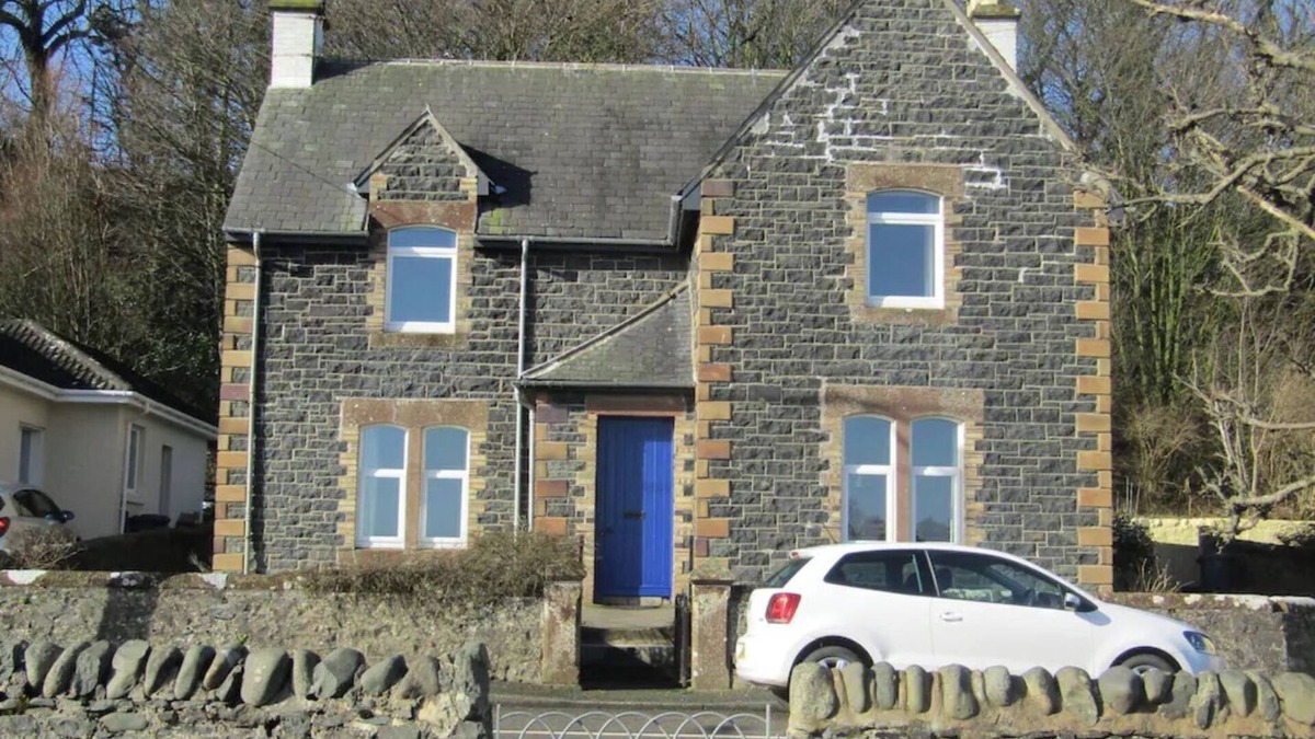 Sandhead House | Auld Schoolhouse Sleeps 8 (3 Bedroom)