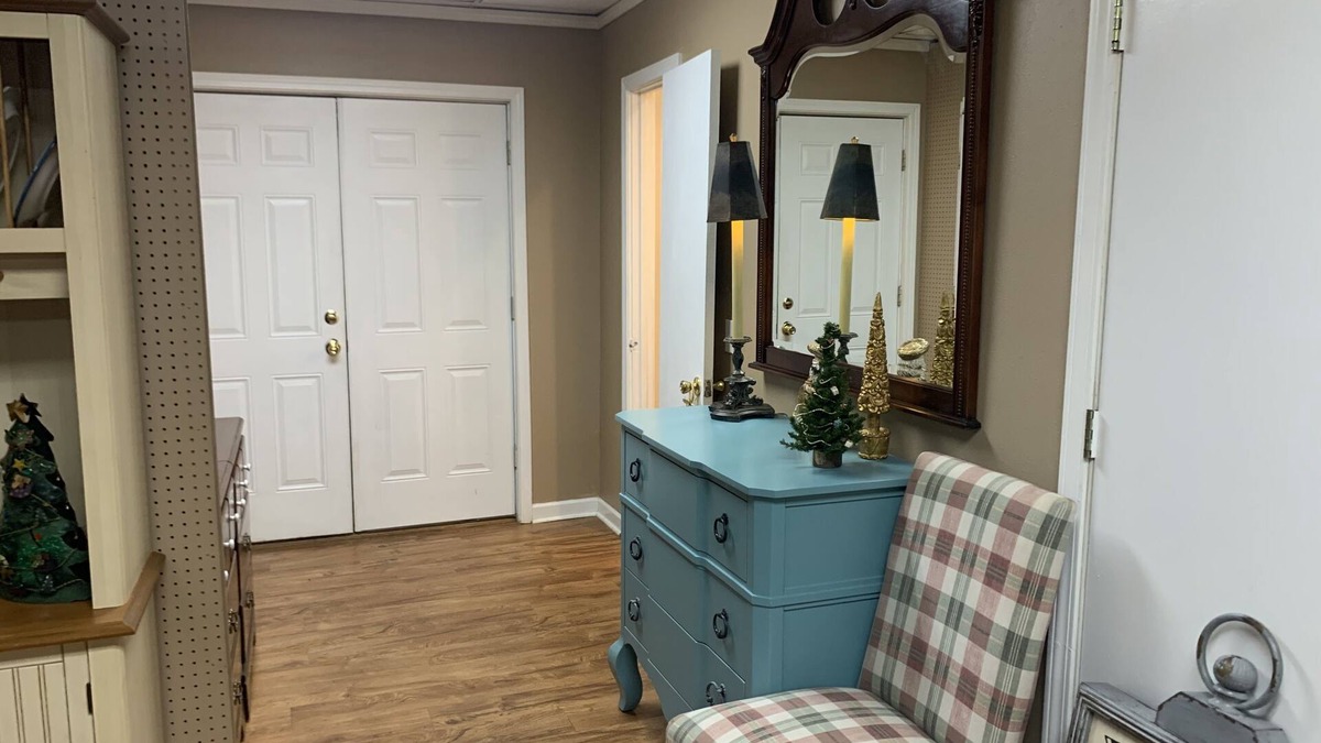 Mountain View Apartment | Aunt Minnie's Peabody Flat near Mountain View's Historic Courthouse Square