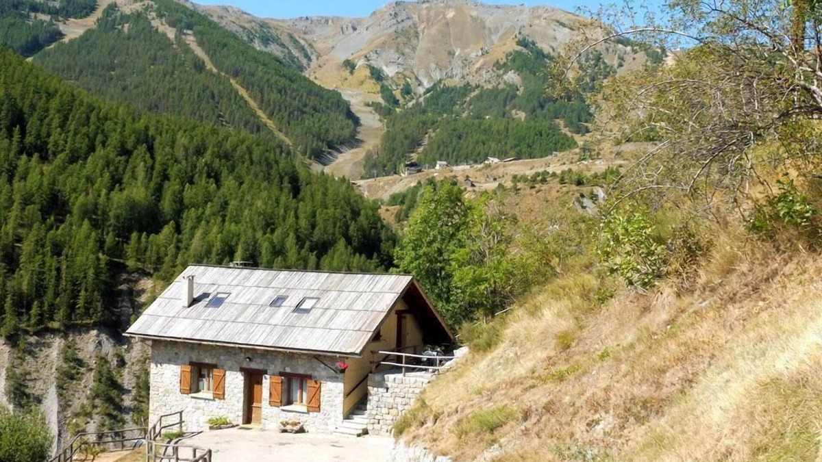Saint-Etienne-de-Tinee House | Auron - L'Oustal n°2