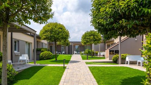 Peschiera del Garda Apartment | Aurora ApartHotel
