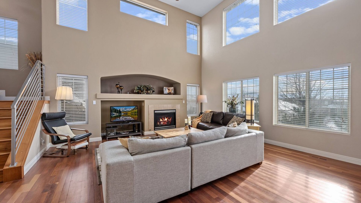 Conservatory House | Aurora Manor with Breathtaking Views